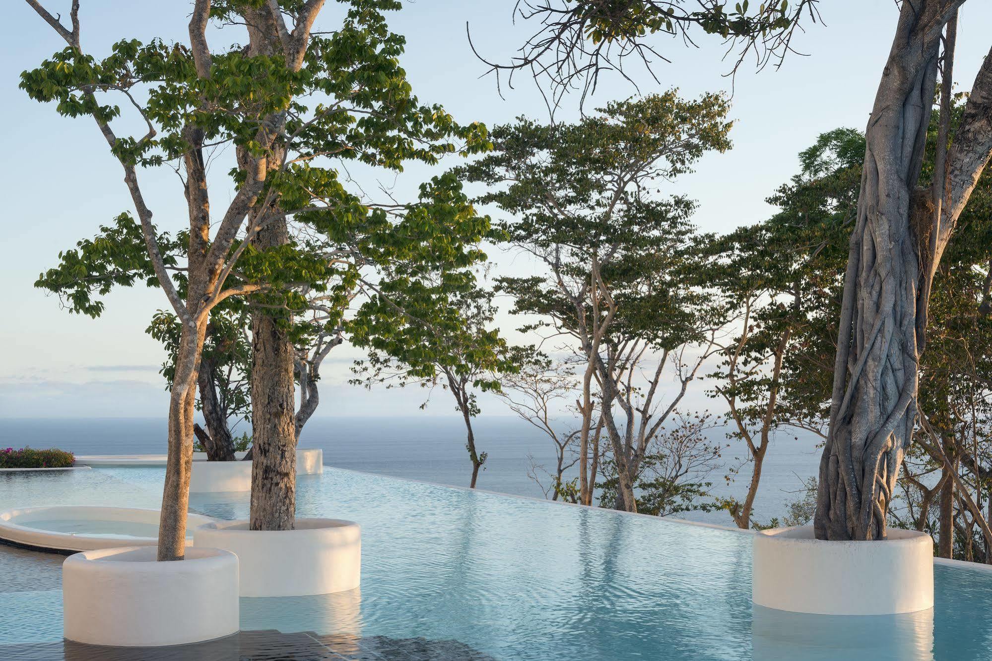 Encanto Acapulco Buitenkant foto